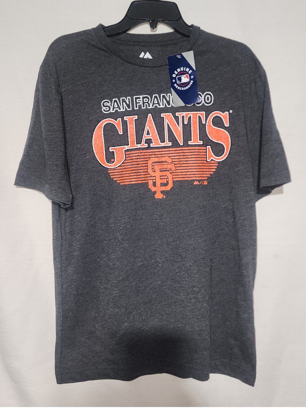 San Francisco giants men's shirt size medium